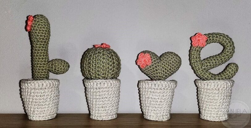 cactus ganchillo love